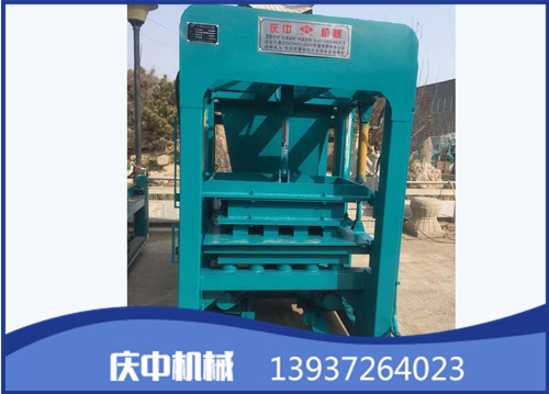 重庆自动水泥垫块机